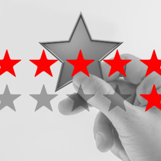 Εσύ πόσα αστεράκια θα βάλεις στο εστιατόριο που μόλις έφαγες;