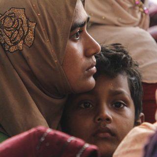 Η Διεθνής Αμνηστία καλεί να παραπεμφθεί σε δίκη ο επικεφαλής του στρατού της Mιανμάρ για εγκλήματα κατά της ανθρωπότητας σε βάρος των Ροχίνγκια