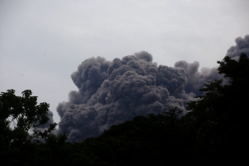Συγκλονιστικές εικόνες από την έκρηξη του ηφαιστείου Φουέγο στη Γουατεμάλα [ΒΙΝΤΕΟ]