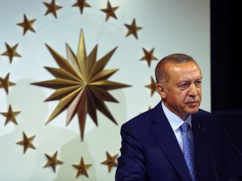 Σε Υπερπρόεδρο αναδεικνύεται ο Ερντογάν στη Τουρκία μετά τις εκλογές