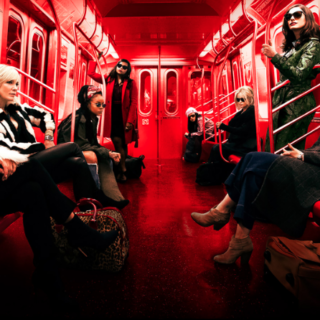 Κι αν μένατε κολλημένοι σε ένα ασανσέρ με μερικά κλεμμένα διαμάντια που… δεν κλέψατε εσείς; (ΒΙΝΤΕΟ)