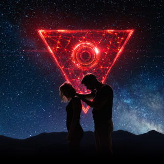 Tau: Πώς είναι να είσαι παγιδευμένη σε ένα σπίτι που έχει τη φωνή του Γκάρι Όλντμαν;