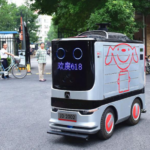 Με delivery ρομπότ εξυπηρετούνται πλέον οι Κινέζοι στο Πεκίνο [ΒΙΝΤΕΟ]