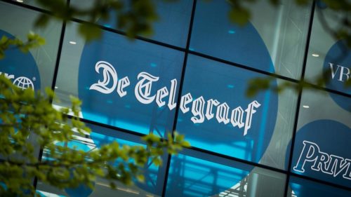 Ολλανδία: Επίθεση με φορτηγάκι στα κεντρικά γραφεία της εφημερίδας De Telegraaf