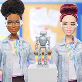 Καριέρα στη ρομποτική μηχανική ξεκινάει… η Barbie