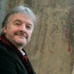 Τζον Κόνολι: «Ο ήρωάς μου είναι ένα πουλί που ταξιδεύει προς την ελευθερία»