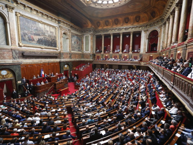 Γιατί η Γαλλική Εθνοσυνέλευση διέγραψε τη λέξη «φυλή» από το σύνταγμα της χώρας