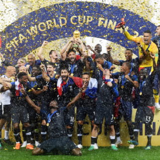 «Με Ένα Σουτ, Δύο Γκολ»: Έτσι, Έγινε η Γαλλία η Πιο Κυνική Παγκόσμια Πρωταθλήτρια Όλων των Εποχών…