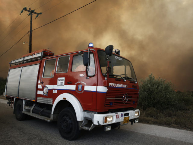 Χρήσιμα τηλέφωνα για μέρη που προσφέρεται στέγη και φαγητό στους πληγέντες