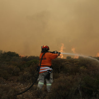 Για «βιβλική καταστροφή στην Ελλάδα» κάνουν λόγο οι Times
