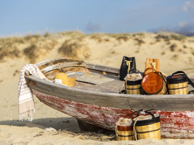 Το Mosaic μετατρέπει ένα παραδοσιακό προϊόν της Νάξου στο απόλυτο καλοκαιρινό αξεσουάρ