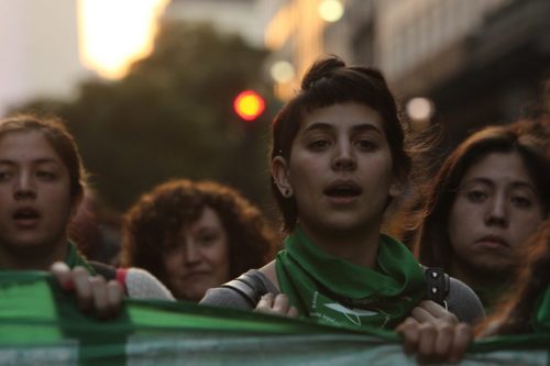 Αργεντινή: καταψηφίστηκε το νομοσχέδιο για την αποποινικοποίηση της άμβλωσης