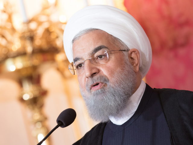 Η Τεχεράνη προσφεύγει στο Διεθνές Δικαστήριο, σε μια απέλπιδα προσπάθεια να επιτύχει την άρση των αμερικανικών κυρώσεων
