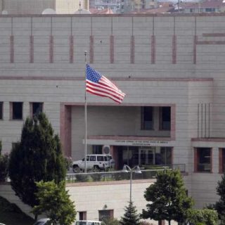 Πυροβολισμοί έξω από την αμερικάνικη πρεσβεία στην Άγκυρα