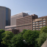 Ιατρική σχολή στο Τόκιο παραποιούσε τους βαθμούς των γυναικών στις εισαγωγικές εξετάσεις προκειμένου να κρατήσει χαμηλό τον αριθμό των φοιτητριών