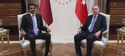 Το Κατάρ «σώζει» την Τουρκία