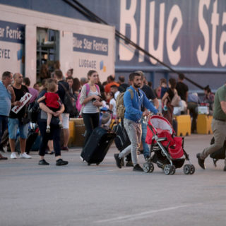 Αυξημένη η κίνηση στα λιμάνια μετά τη λήξη της απεργίας