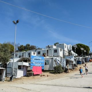 Άλλοι 500 πρόσφυγες αναχωρούν από τη Μόρια