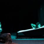 Η ομάδα σύγχρονου χορού Μυία επιστρέφει στο σανίδι με την παράσταση Narkisos-Anoreksis-Os