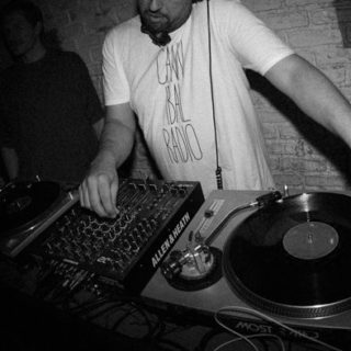 POPTAPE #120: Mr. Roussos (Cannibal Radio Sessions)