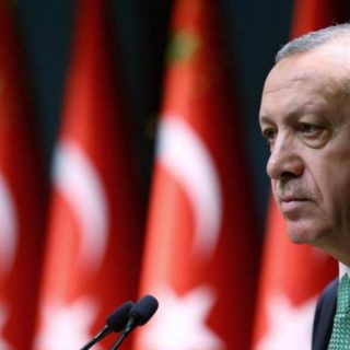 Διάταγμα Ερντογάν: Μόνο με λίρες οι αγορές ακινήτων και αυτοκινήτων