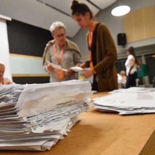 Αναζήτηση συμμαχιών στη Σουηδία μετά τις κάλπες