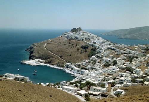 H Αστυπάλαια γίνεται το πρώτο ελληνικό νησί που λέει όχι στο τσιγάρο