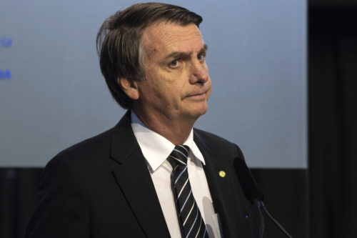 Βραζιλία: Ενισχύει το προβάδισμά του ο ακροδεξιός υποψήφιος Μπολσονάρου ενόψει του πρώτου γύρου των προεδρικών εκλογών την Κυριακή
