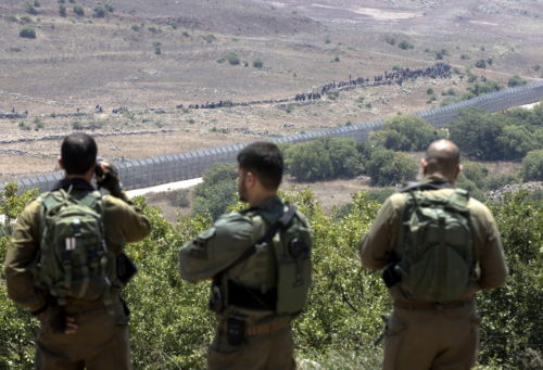 Το Ισραήλ ενισχύει τις στρατιωτικές του δυνάμεις στα σύνορα με τη Λωρίδα της Γάζας