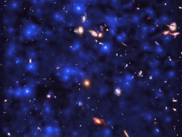 Μακρινοί γαλαξίες στον σκοτεινό ουρανό