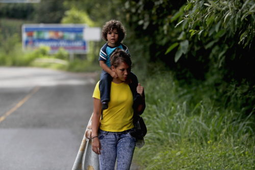Γουατεμάλα: 126 μετανάστες βρέθηκαν εγκαταλελειμμένοι μέσα σε ρυμουλκό φορτηγού