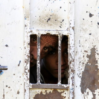 Υεμένη: Τουλάχιστον 16 νεκροί σε αεροπορικό βομβαρδισμό εργοστασίου συσκευασίας τροφίμων