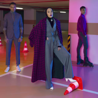 Γεμάτη statement κομμάτια, η συλλογή attrattivo x TAMTA “make a change” απογειώνει τις στυλιστικές συνήθειες των ’80s και των ’90s