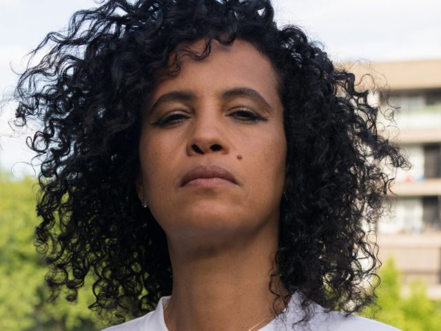 Neneh Cherry – Broken Politics