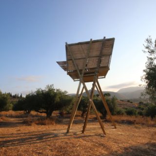 Η τραγάτα των Hiboux είναι ένα υπερυψωμένο ερημητήριο σε μια χερσόνησο της Κεφαλονιάς