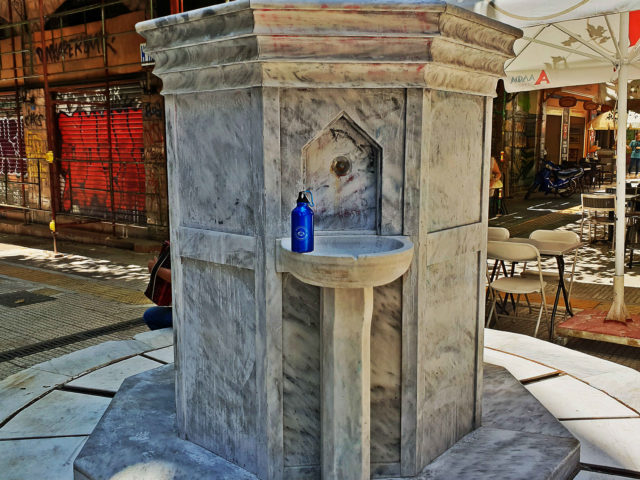 «Επι-στροφή στη βρύση»: Όλο το πόσιμο νερό της Αθήνας στο κινητό σου…