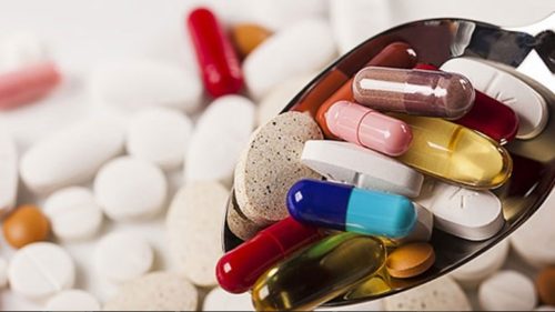 Περιορισμό συγκεκριμένων αντιβιοτικών ζητά ο ΕΟΦ λόγω σοβαρών παρενεργειών
