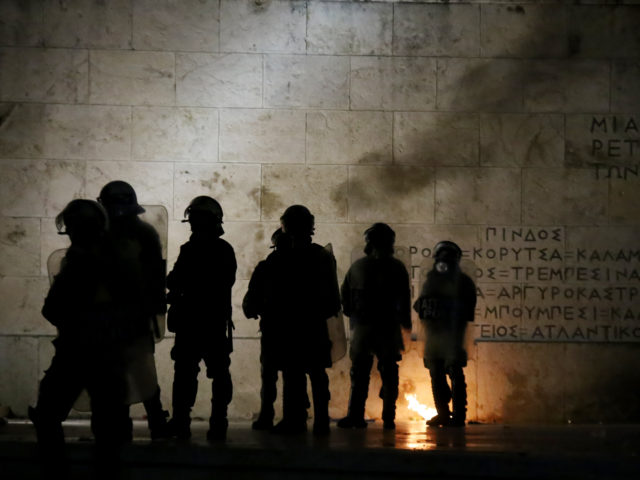 Γρηγορόπουλος-Φύσσας-Κωστόπουλος: Πόσο αίμα θα χρειαστεί ακόμα για να μάθει η Αστυνομία να λειτουργεί δημοκρατικά;