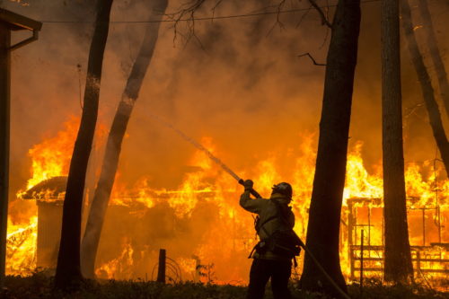 Καλιφόρνια: Αυξάνονται οι νεκροί της πυρκαγιάς, περισσότεροι από 100 οι αγνοούμενοι