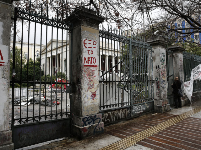 Δίωξη για κακούργημα άσκησε ο Εισαγγελέας στους έξι από τους 19 συλληφθέντες του Πολυτεχνείου