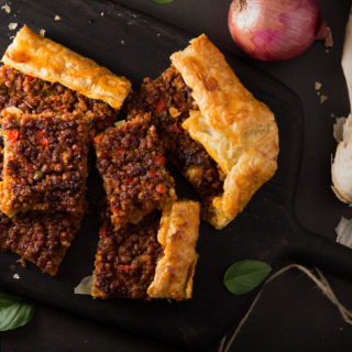 Έξι συνταγές με κιμά που περίσσεψε από τα μακαρόνια