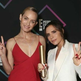 BTS, Βικτόρια Μπέκαμ και «Shadowhunters» οι μεγάλοι νικητές των φετινών People’s Choice Awards