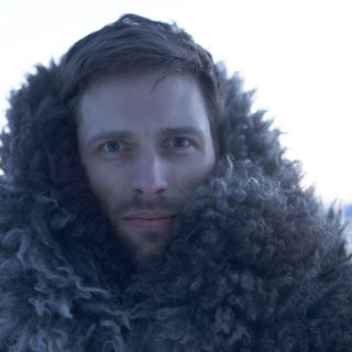 Το πρώτο πράγμα που σκέφτεται ο Lindstrøm όταν τελειώσει το live, είναι να γυρίσει στο ξενοδοχείο και να βάλει κλασική μουσική. Ή όπερα.