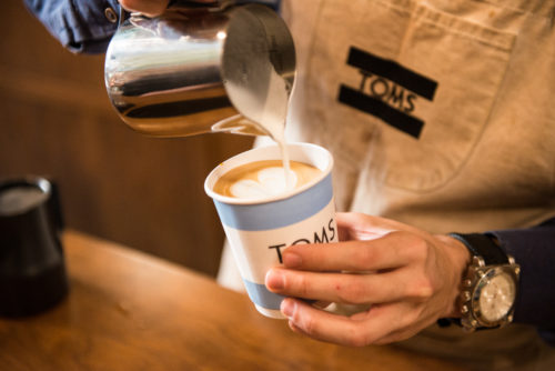 Ο απολαυστικότερος καφές της Αθήνας έχει στέκι: το TOMS Cafè