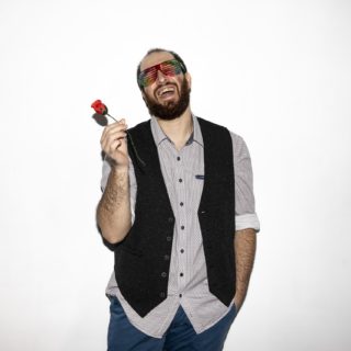 Ο Αποστόλης Ψυχράμης πιστεύει ότι τα ομορφότερα ταξίδια γίνονται πιο κοντά από όσο μπορείς να φανταστείς