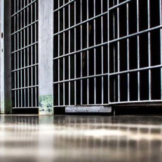 Δικογραφία σε βάρος των κρατούμενων που ξυλοκόπησαν τον 19χρονο στις φυλακές Αυλώνα