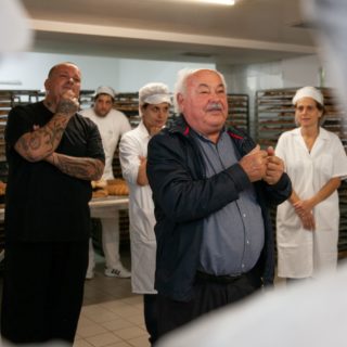 Στην Κρήτη ταξιδάκι με “Το Μάννα” Τσατσαρωνάκη