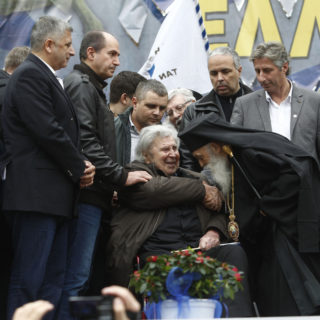 Νέα παρέμβαση του Μίκη Θεοδωράκη για τη Συμφωνία των Πρεσπών