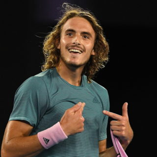 Οι Μιλγουόκι Μπακς υποκλίθηκαν στον Τσιτσιπά