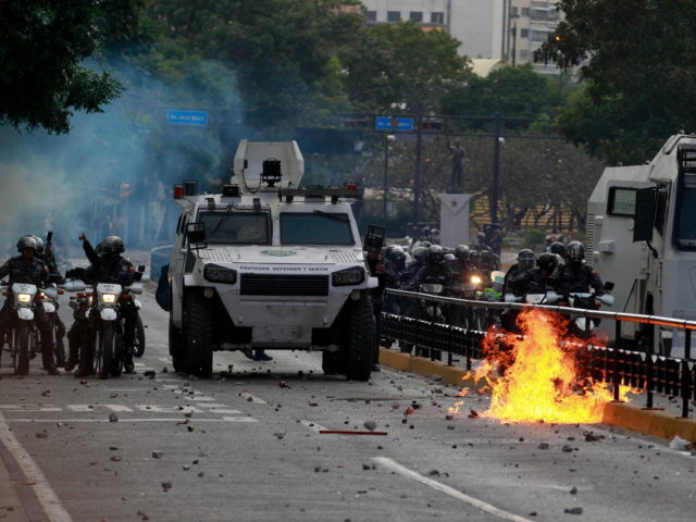 Ανατροπή Μαδούρο: 13 νεκροί σε αντικυβερνητικές διαδηλώσεις
